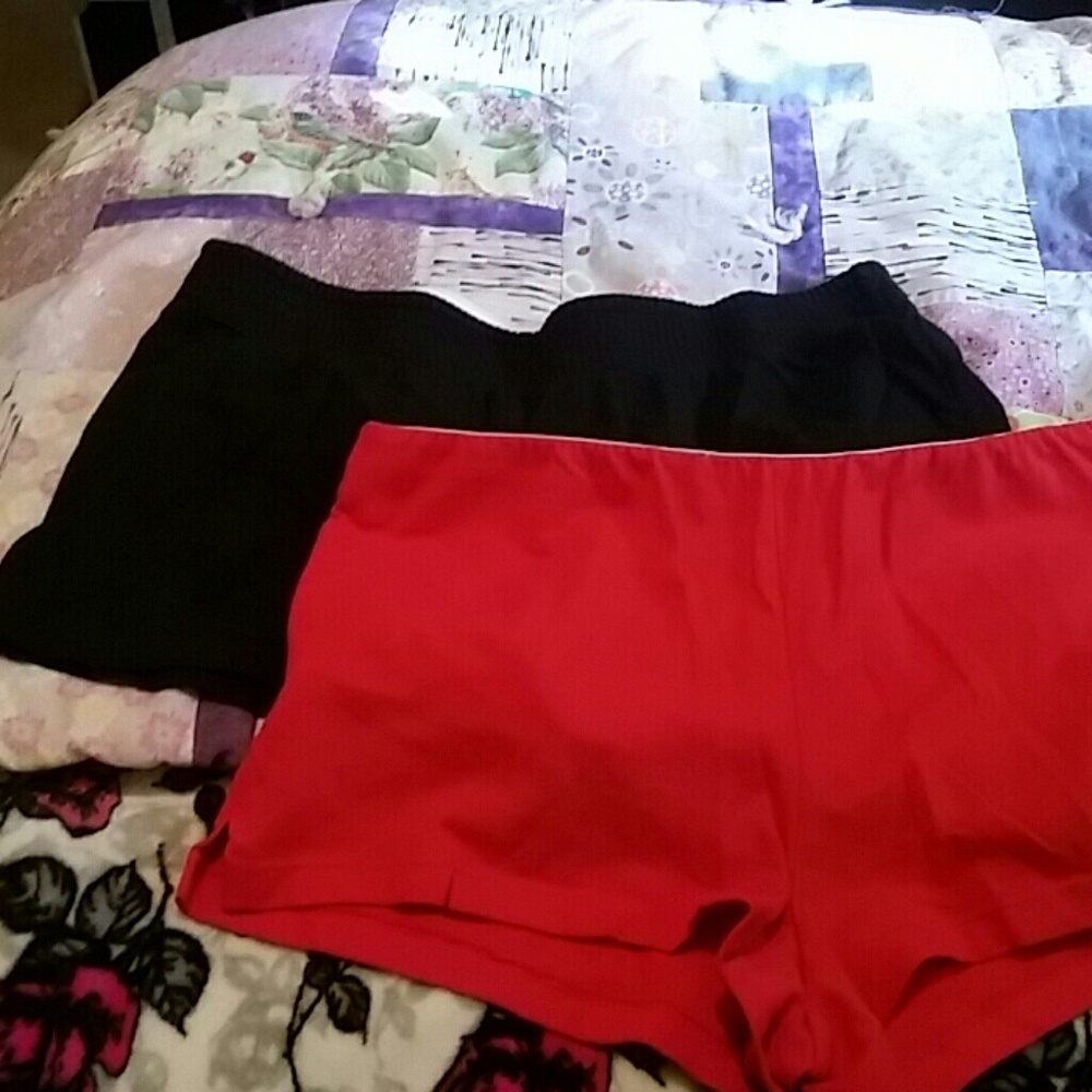 2 shorts
